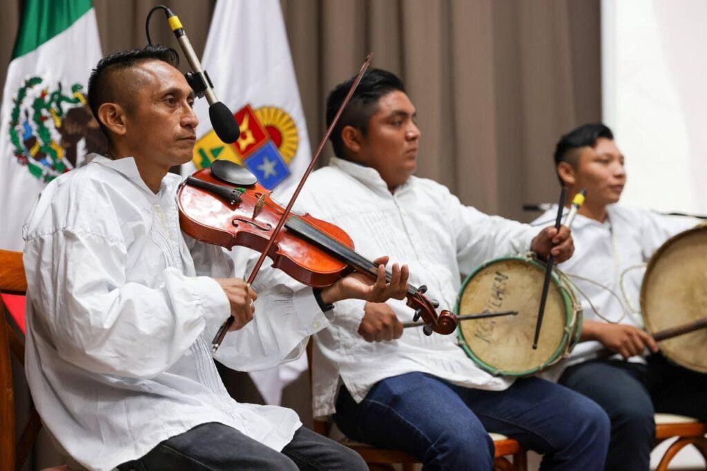 Para poder comprender esta manifestación popular, que se crea específicamente en la zona centro del actual estado de Quintana Roo, es necesario hablar de sus orígenes para así determinar su contexto.